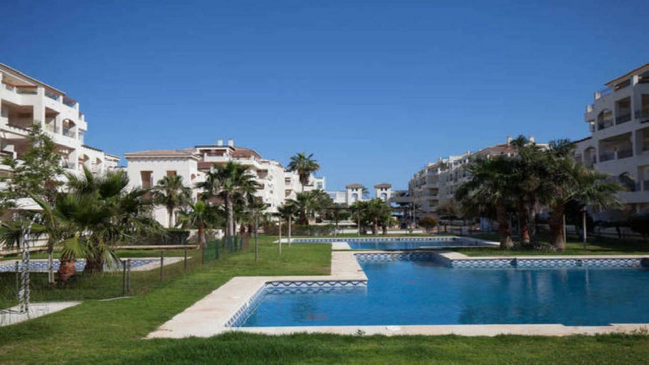 Paseo Del Golf Apartment